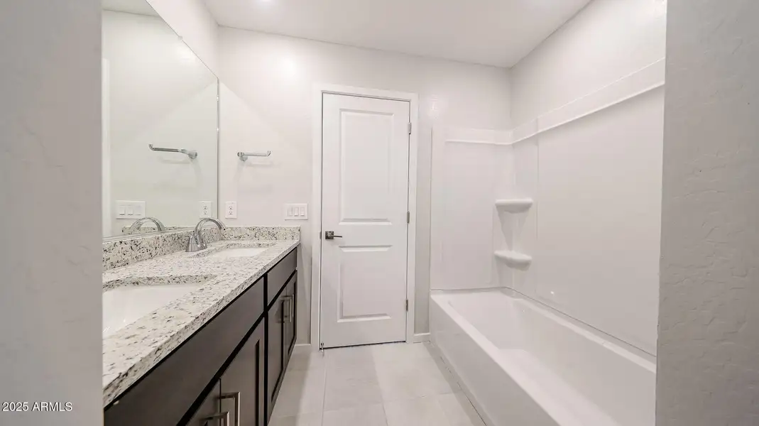 26_2-story-home-for-sale-surprise-AZ_Rea