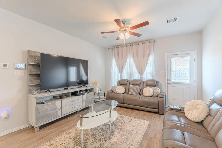 Furnished interior view inside a new home in Lonestar Collection at Aurora, Katy (Image 10). Furnished interior view inside a new home in Lonestar Collection at Aurora, Katy (Image 10).