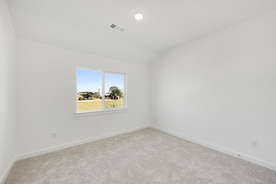Spacious, unfurnished interior of a new home in Woodbridge Townhomes, Wylie (Image 22).