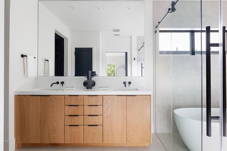 Furnished interior view inside a new home in , Dallas (Image 13).