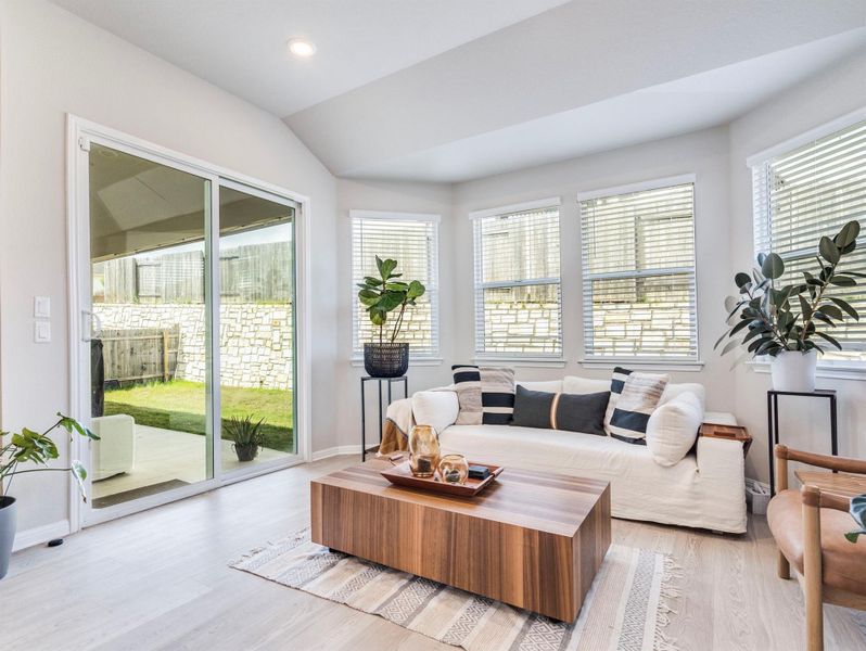 A rare secondary living space connected to the floorplan in such a brillant way with immediate access to backyard. Create a breakfast space or functional living area.