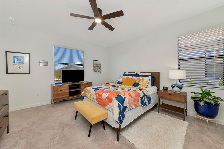 Furnished interior view inside a new home in Lorraine Lakes at Lakewood Ranch, Lakewood Ranch (Image 27).