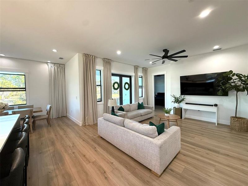 Furnished interior view inside a new home in , Port Charlotte (Image 35).