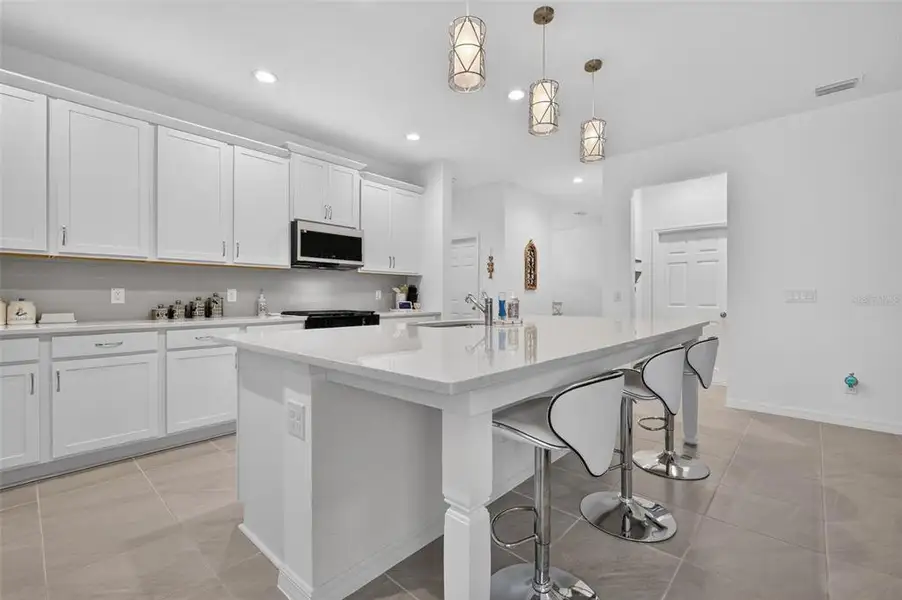 Furnished interior view inside a new home in , Howey-in-the-Hills (Image 31).