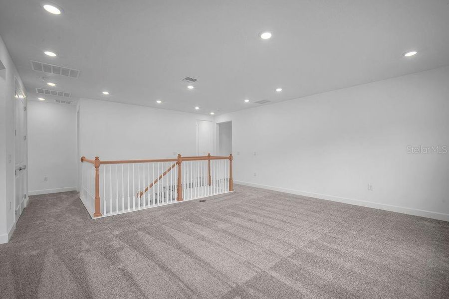 Spacious, unfurnished interior of a new home in Timber Ridge, Plant City (Image 22).