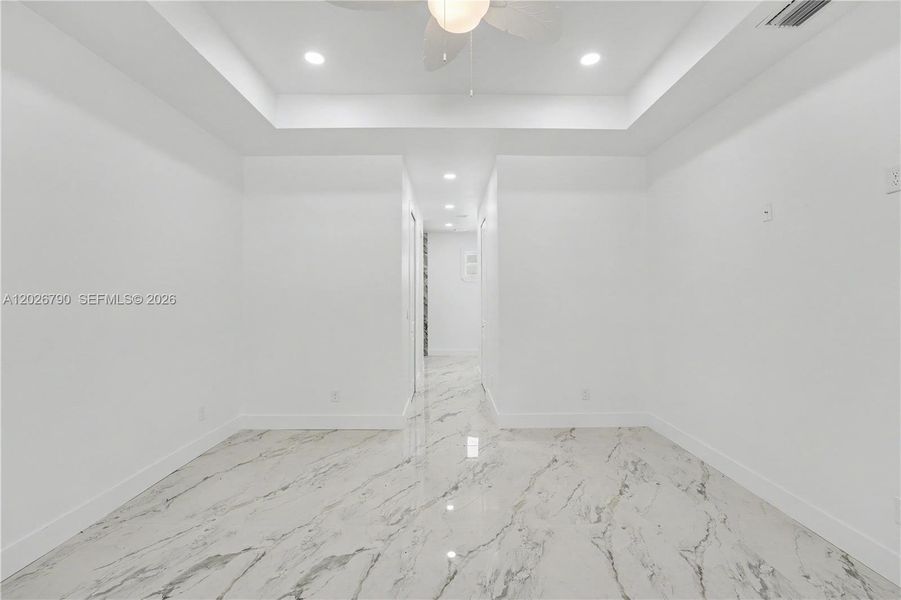 Spacious, unfurnished interior of a new home in , Lehigh Acres (Image 25).