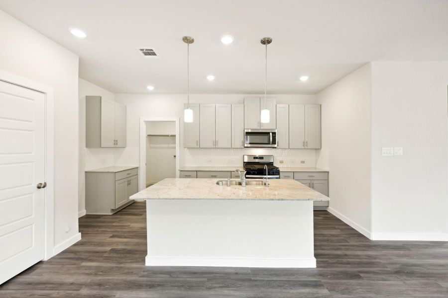 Photo is not of the actual home but is an inspirational photo of builder’s model home and may depict options, furnishings, and/or decorator features that are not included. Photo is not of the actual home but is an inspirational photo of builder’s model home and may depict options, furnishings, and/or decorator features that are not included.