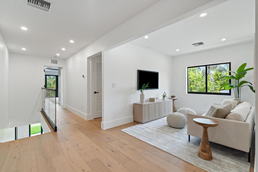 13-1131 NE 12th Ave Ft. Lauderdale, FL-1 13-1131 NE 12th Ave Ft. Lauderdale, FL-1