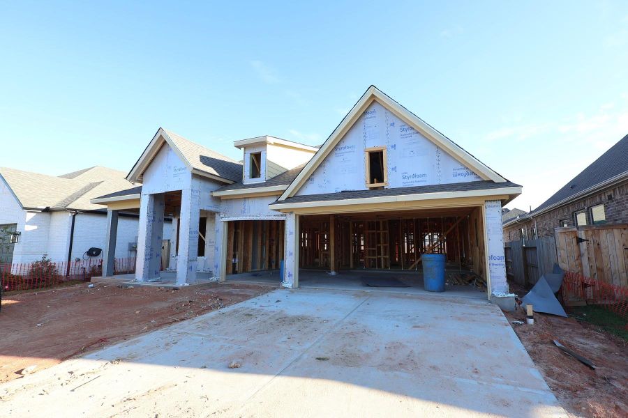 Let us show you how our advanced framing techniques have stood the test of time and allow more insulation for a quieter and more energy efficient home. Let us show you how our advanced framing techniques have stood the test of time and allow more insulation for a quieter and more energy efficient home.