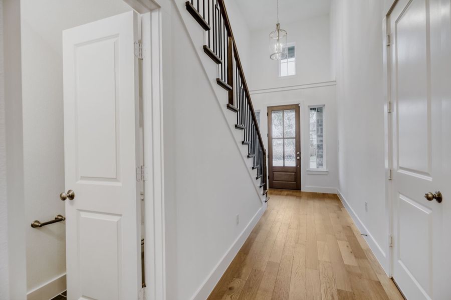 3116 Sir River - Entry