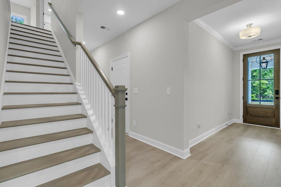 Spacious, unfurnished interior of a new home in Tidewater at Lakes of Cane Bay, Summerville (Image 21). Spacious, unfurnished interior of a new home in Tidewater at Lakes of Cane Bay, Summerville (Image 21).