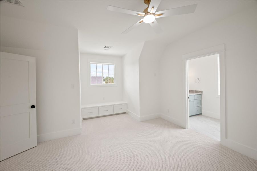 Spacious, unfurnished interior of a new home in , Montgomery (Image 24).