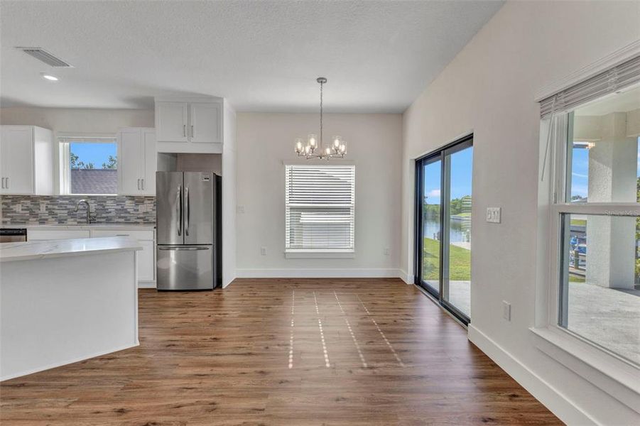 Spacious, unfurnished interior of a new home in , Port Charlotte (Image 37).