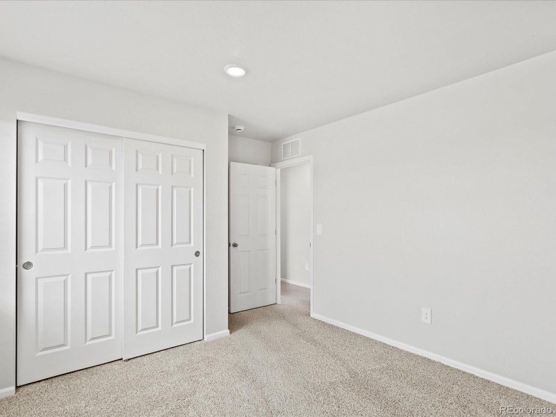 Spacious, unfurnished interior of a new home in Lake Bluff, Greeley (Image 33). Spacious, unfurnished interior of a new home in Lake Bluff, Greeley (Image 33).