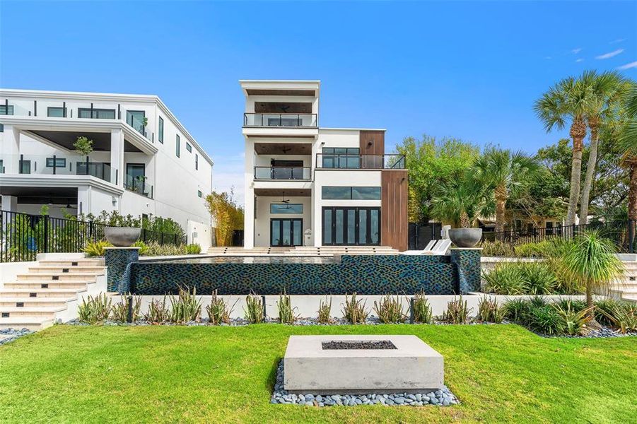 Image 73 of a home in .