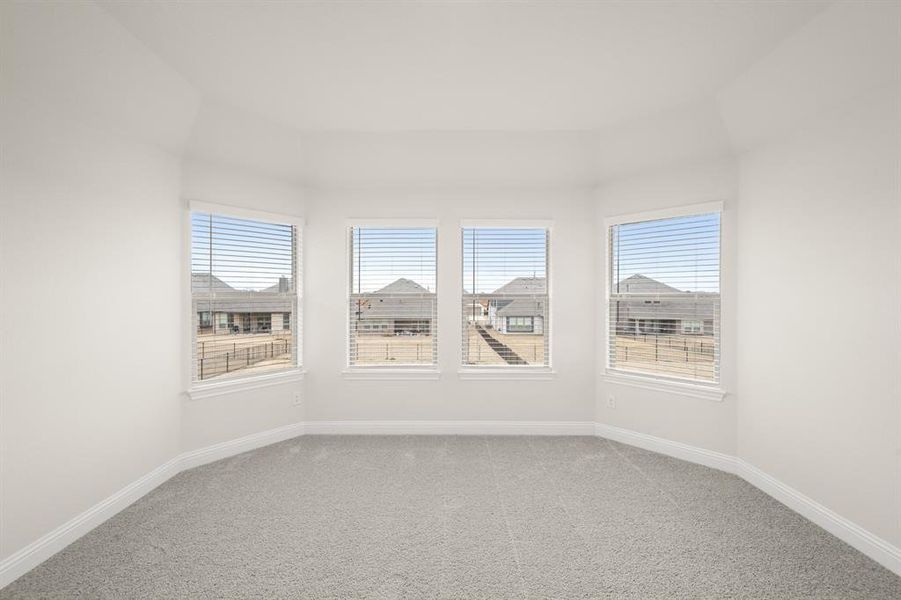 29_318 Bowrider- Bedroom-1-2