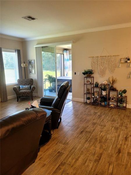 Image 28 of a home in .