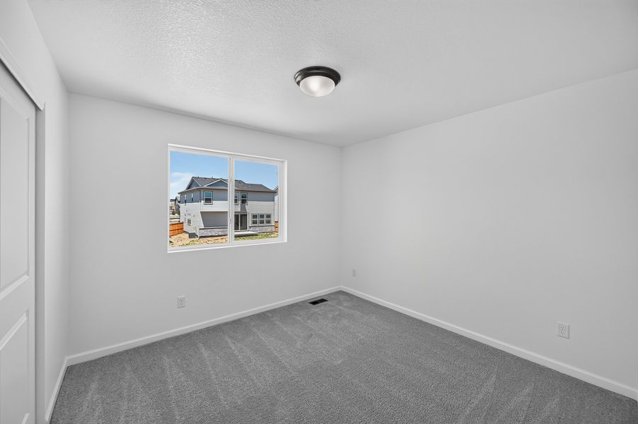 Spacious, unfurnished interior of a new home in Sky Ranch, Watkins (Image 22). Spacious, unfurnished interior of a new home in Sky Ranch, Watkins (Image 22).