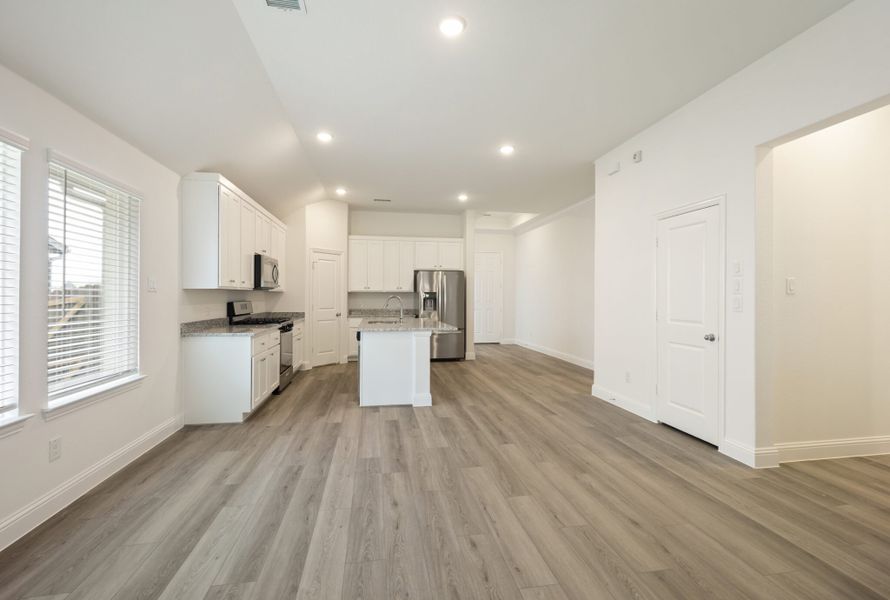 Representative furnished interior of a home built from the Sanders by UnionMain Homes in Walden Pond, Forney (Image 6). Representative furnished interior of a home built from the Sanders by UnionMain Homes in Walden Pond, Forney (Image 6).