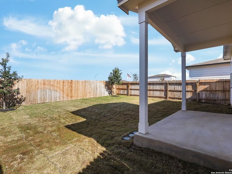 Exterior details and patio area of a home in Applewhite Meadows, San Antonio (Image 19).