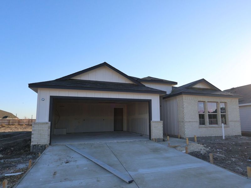 Front Exterior Front Exterior