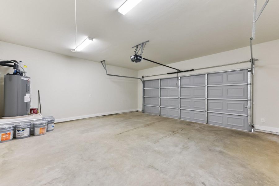 Spacious, unfurnished interior of a new home in , Bastrop (Image 27). Spacious, unfurnished interior of a new home in , Bastrop (Image 27).