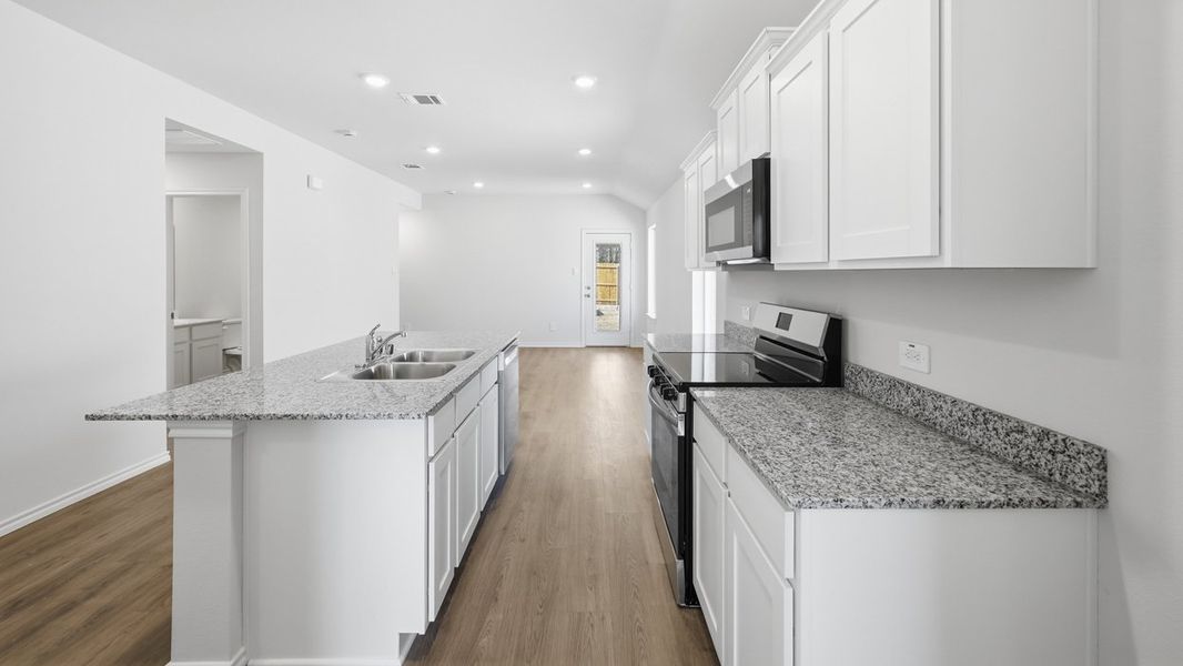 Representative furnished interior of a home built from the Abbot by D.R. Horton in Sweetwater Springs, Sherman (Image 5).