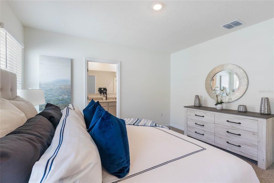 Furnished interior view inside a new home in , Umatilla (Image 28). Furnished interior view inside a new home in , Umatilla (Image 28).