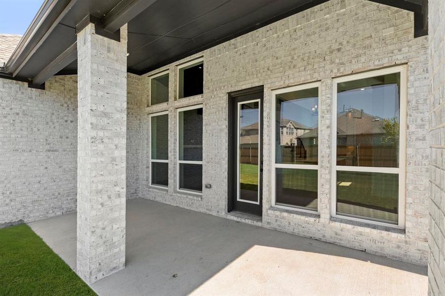 25. 4717 Allende - Patio