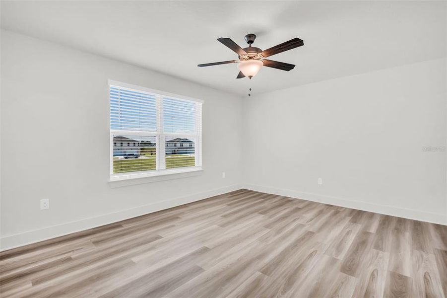 Spacious, unfurnished interior of a new home in Emerald Fields, Hudson (Image 35).