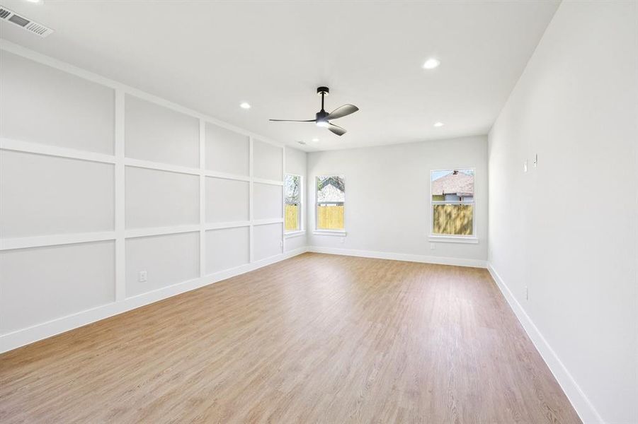 Spacious, unfurnished interior of a new home in , Dallas (Image 37).