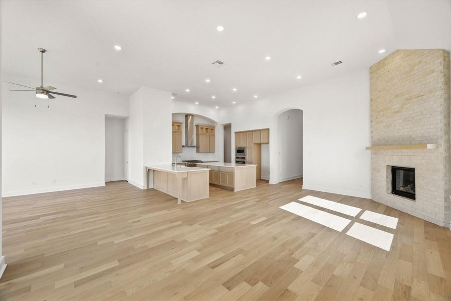 Spacious, unfurnished interior of a new home in Jubilee, Hockley (Image 28).