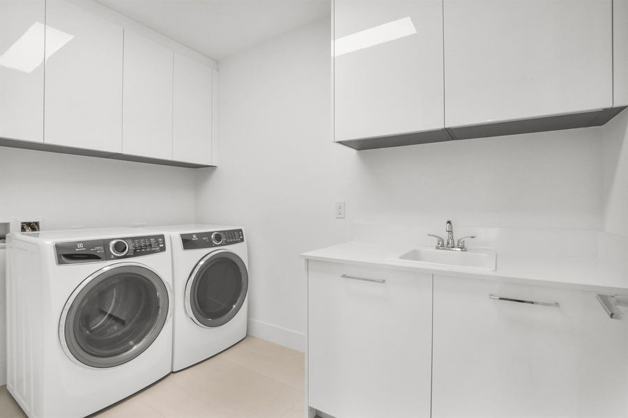 151 N Seabreeze Blvd unit 504-41 151 N Seabreeze Blvd unit 504-41