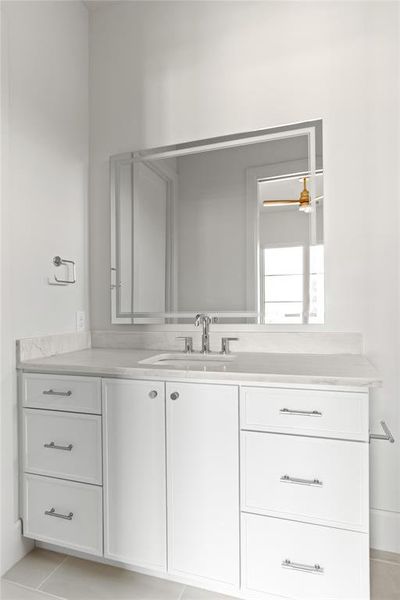 Furnished interior view inside a new home in , Dallas (Image 30). Furnished interior view inside a new home in , Dallas (Image 30).