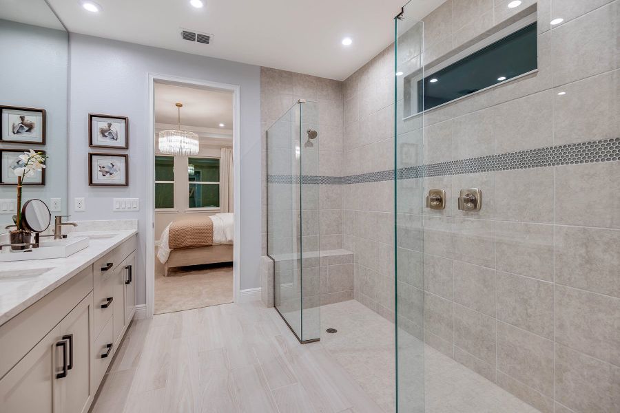 Owner's bath