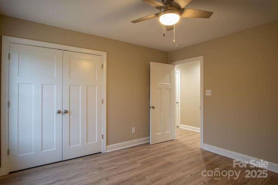 Spacious, unfurnished interior of a new home in , Lincolnton (Image 30).