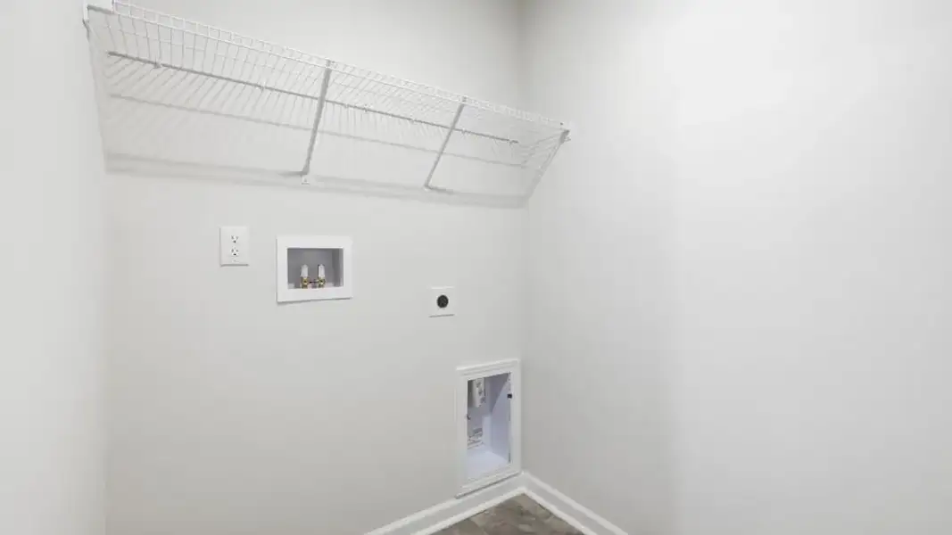 Spacious, unfurnished interior of a new home in Ben Hurt Road, Lyman (Image 38).