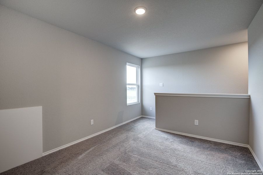 Spacious, unfurnished interior of a new home in Applewhite Meadows, San Antonio (Image 28).