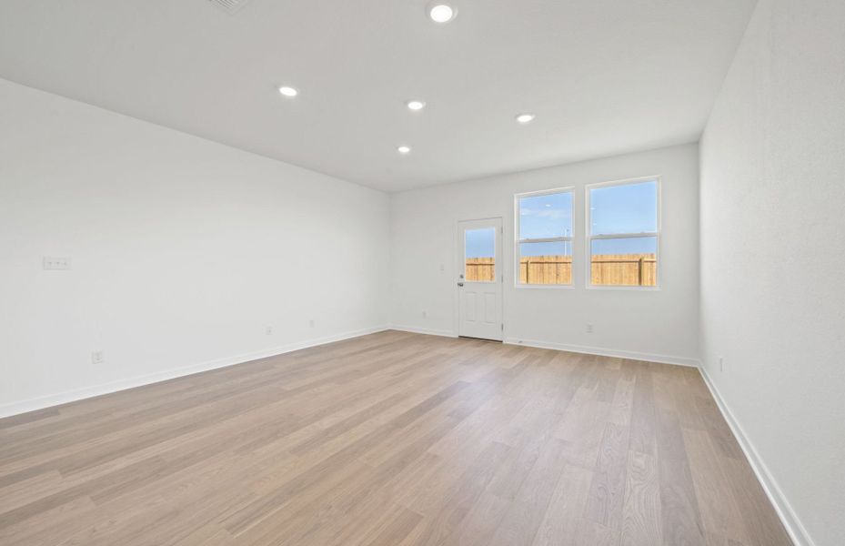 Spacious, unfurnished interior of a new home in Alto, San Marcos (Image 9). Spacious, unfurnished interior of a new home in Alto, San Marcos (Image 9).