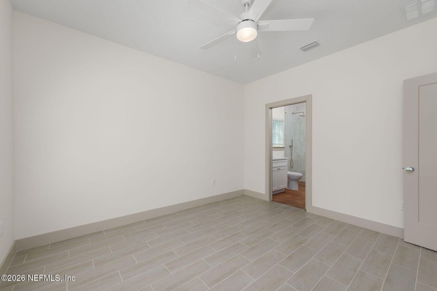 Spacious, unfurnished interior of a new home in , St. Augustine (Image 30).