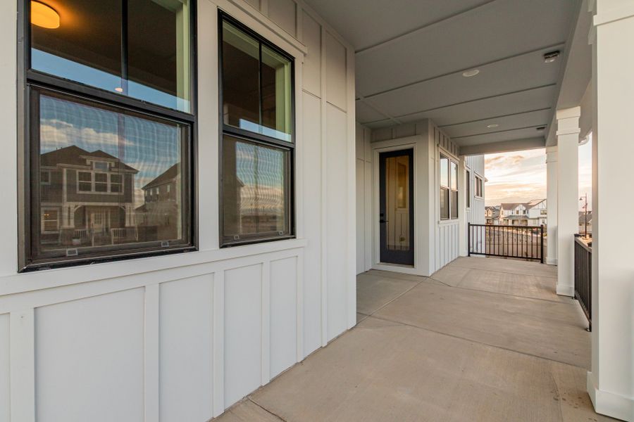 Representative exterior details of a home built from the Luxe by Scott Felder Homes in Westerly, Erie (Image 3).