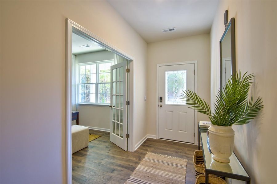 Representative furnished interior of a home built from the HAYDEN by D.R. Horton in Raven Ridge, Lexington (Image 4).
