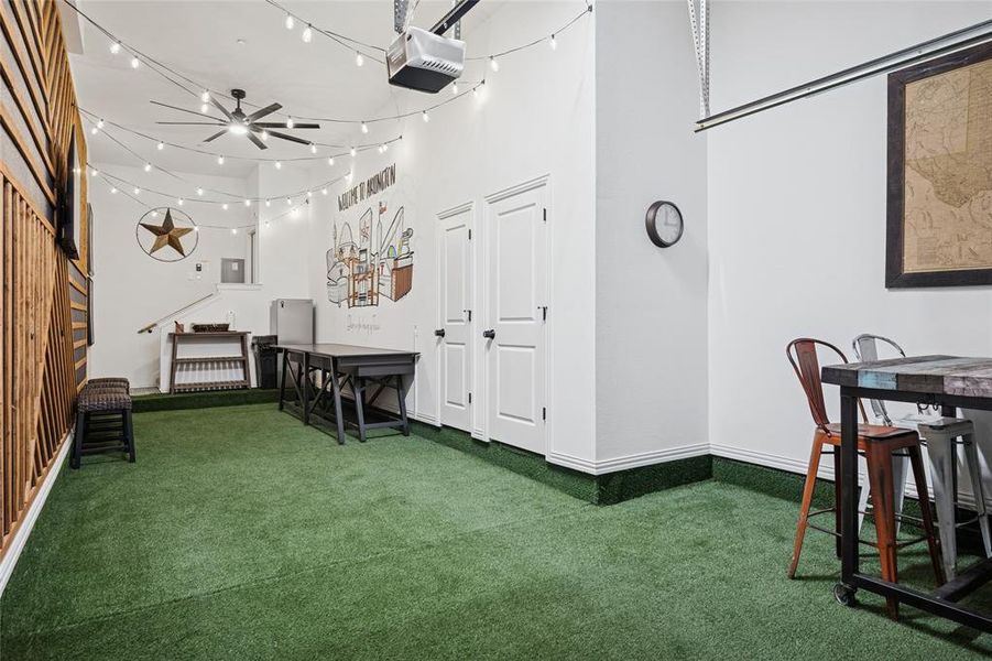 Garage Entertainment area