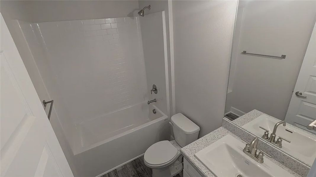 Furnished interior view inside a new home in Sebastian Highlands, Sebastian (Image 10).