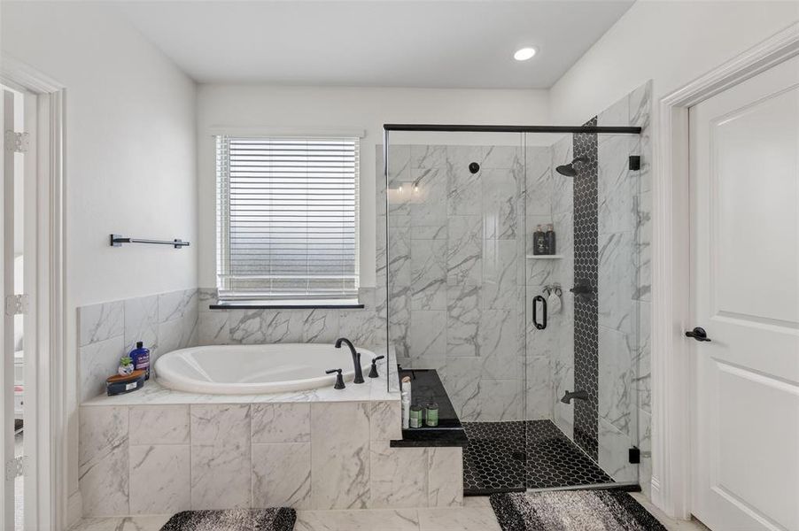 Furnished interior view inside a new home in , Little Elm (Image 15).