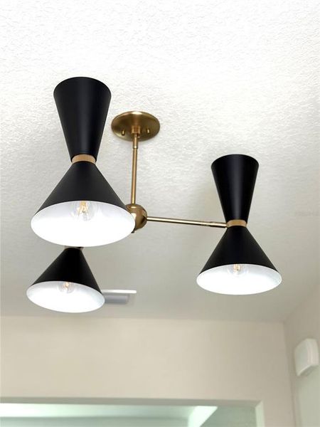 Close-up of interior finishes inside a home in , Ocala (Image 12). Close-up of interior finishes inside a home in , Ocala (Image 12).