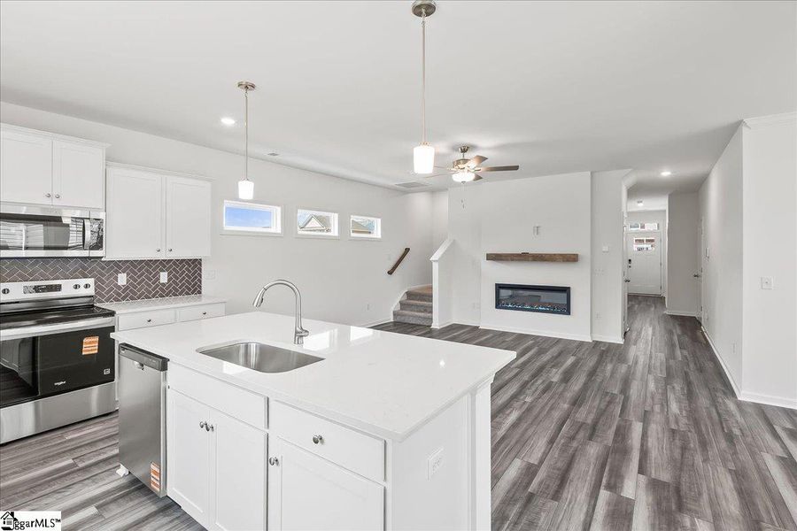 Furnished interior view inside a new home in Hazelwood, Boiling Springs (Image 7).