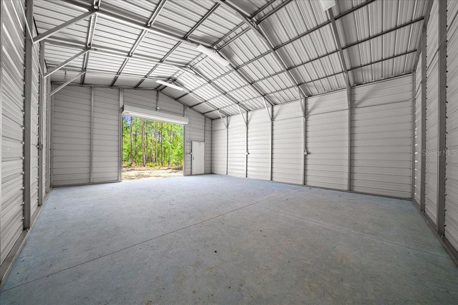 Exterior details and patio area of a home in , Ocala (Image 37).