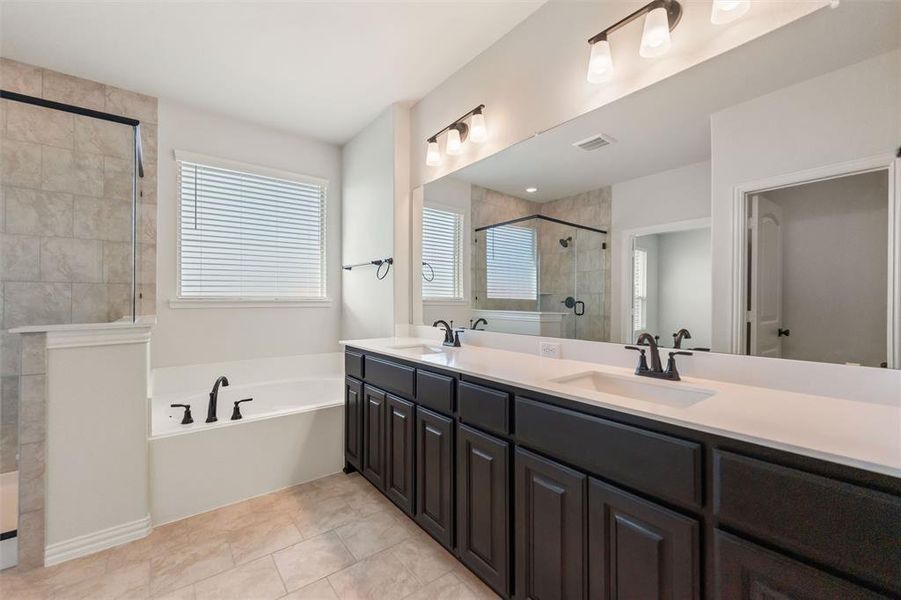 Furnished interior view inside a new home in Northstar, Haslet (Image 6).