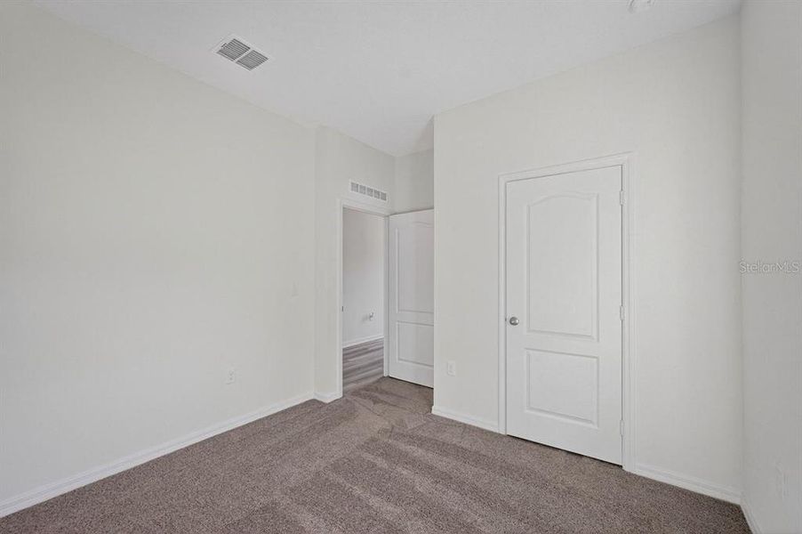 Spacious, unfurnished interior of a new home in , Deltona (Image 28).
